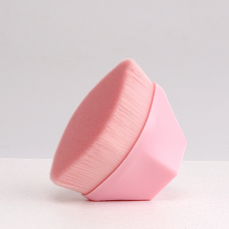 Petal Foundation Brush