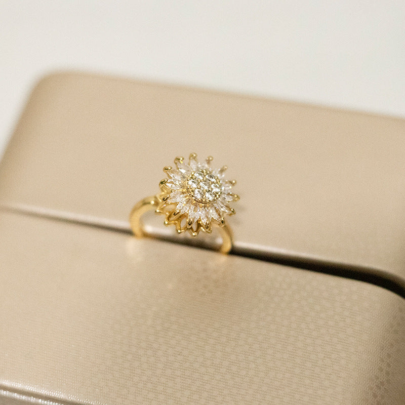 Rotating Sunflower Ring