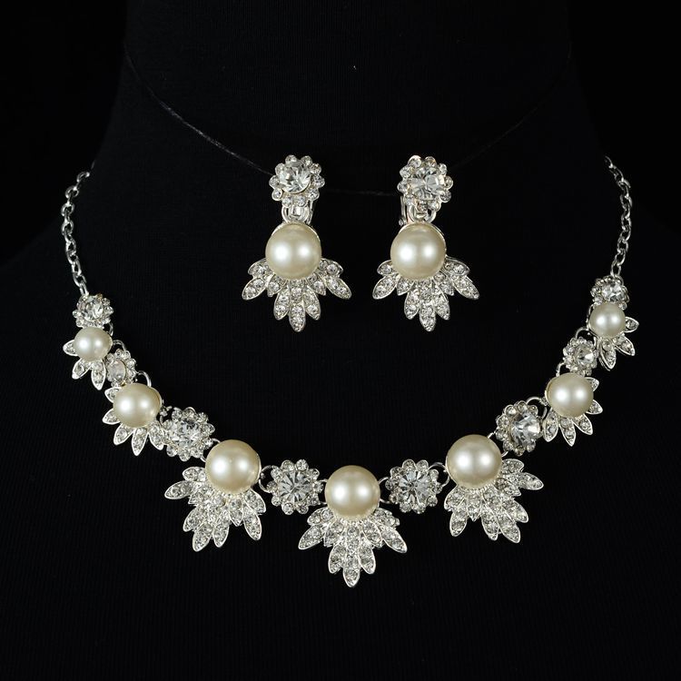 Pearl & Pavé Crystal Floral Leaf Bridal Necklace & Earring Set — Silver