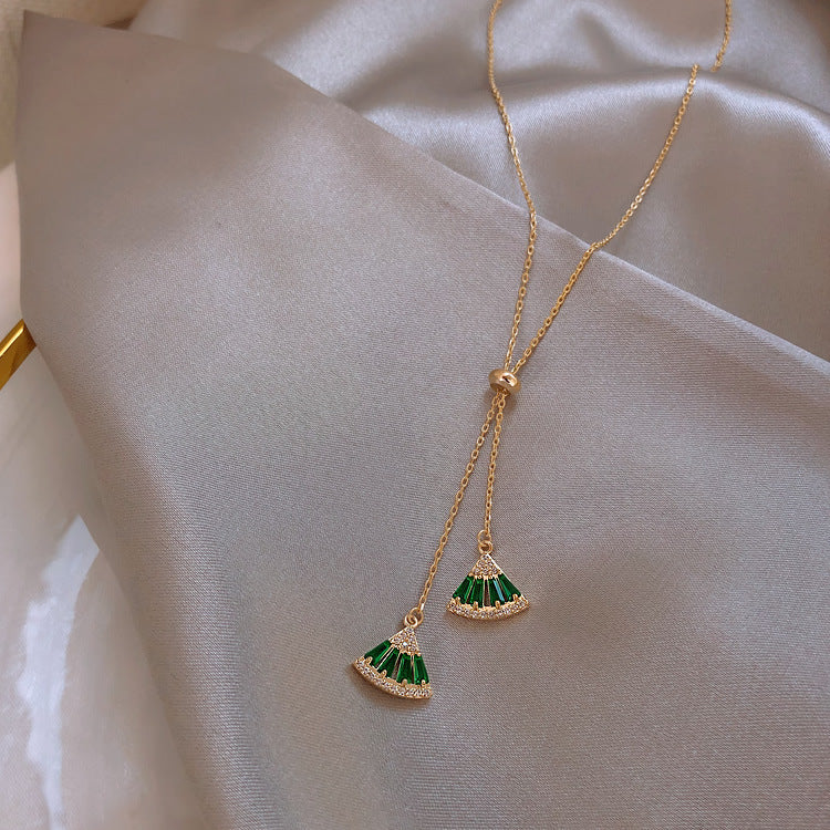 Baroque Emerald Fan Crystal Necklace