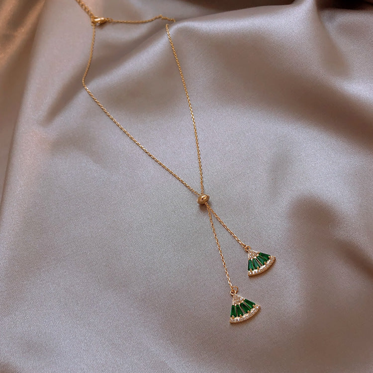 Baroque Emerald Fan Crystal Necklace