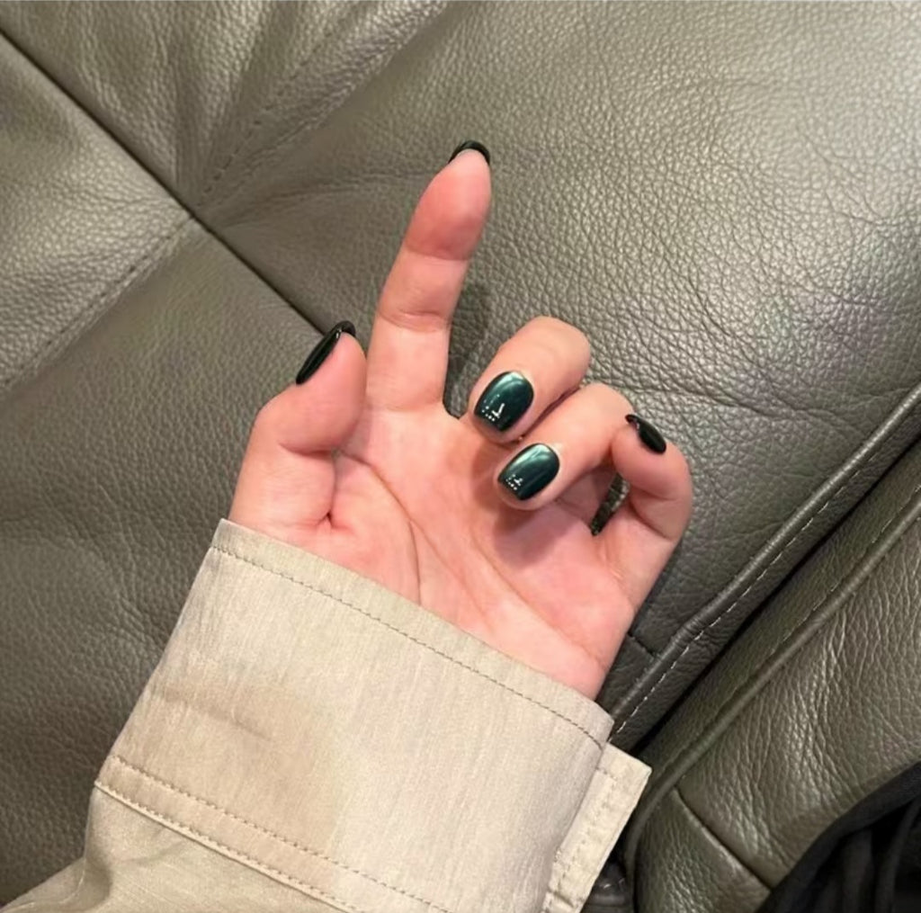 Dark Forest Cat Eye Short Square Press-On Nail Set
