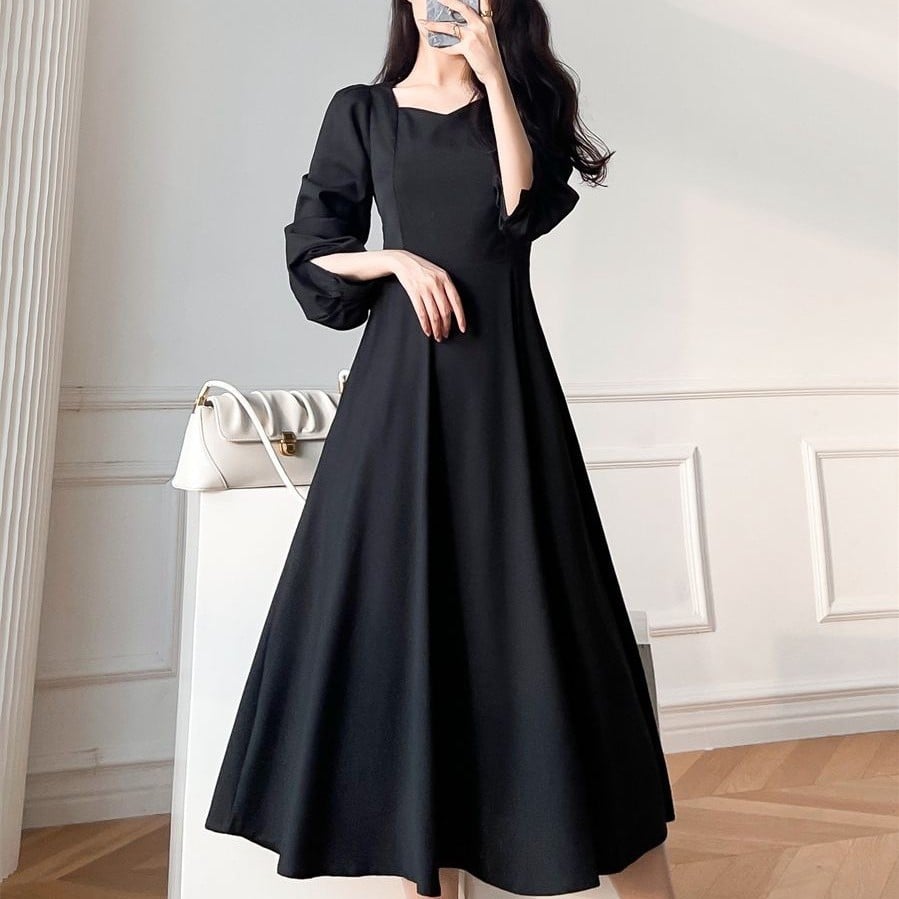 Hepburn Square-Neck Balloon Sleeve Maxi Dress
