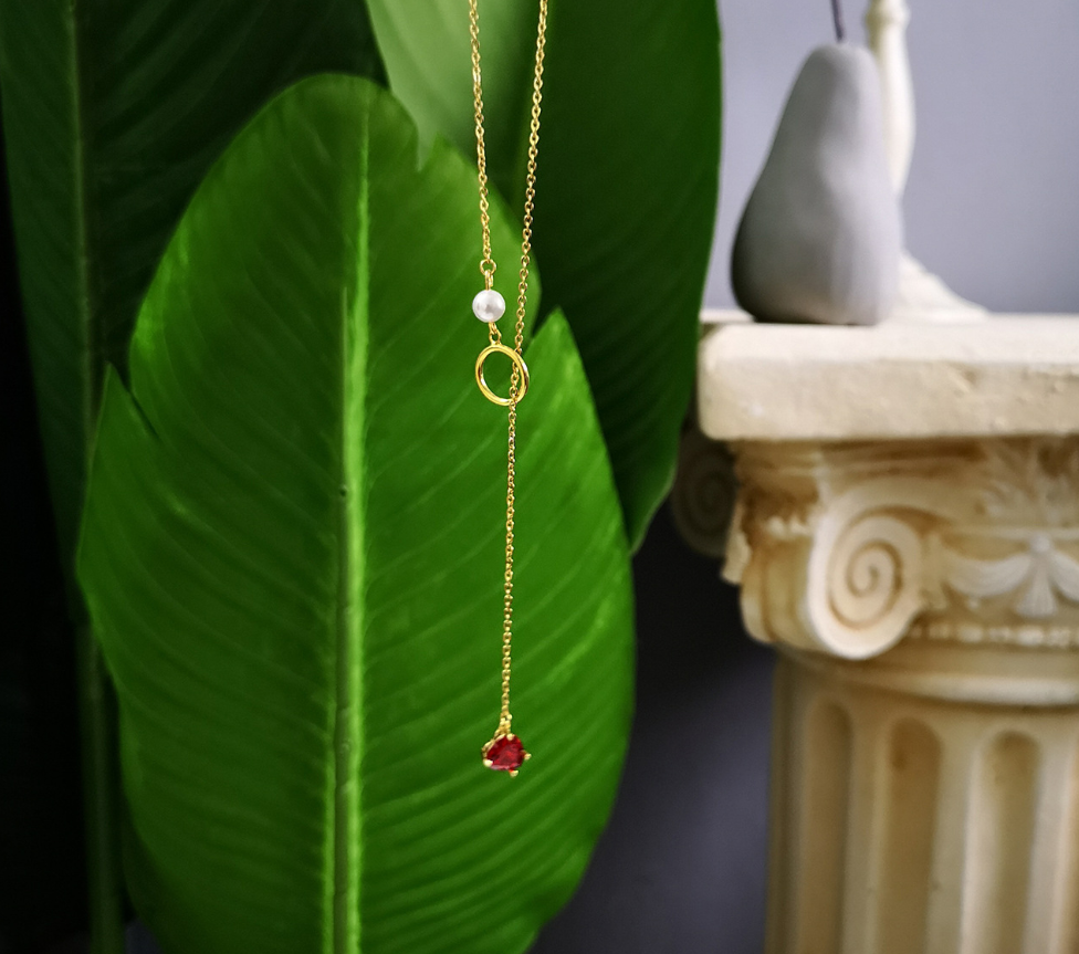 Red Heart & Pearl Lariat Chain Necklace