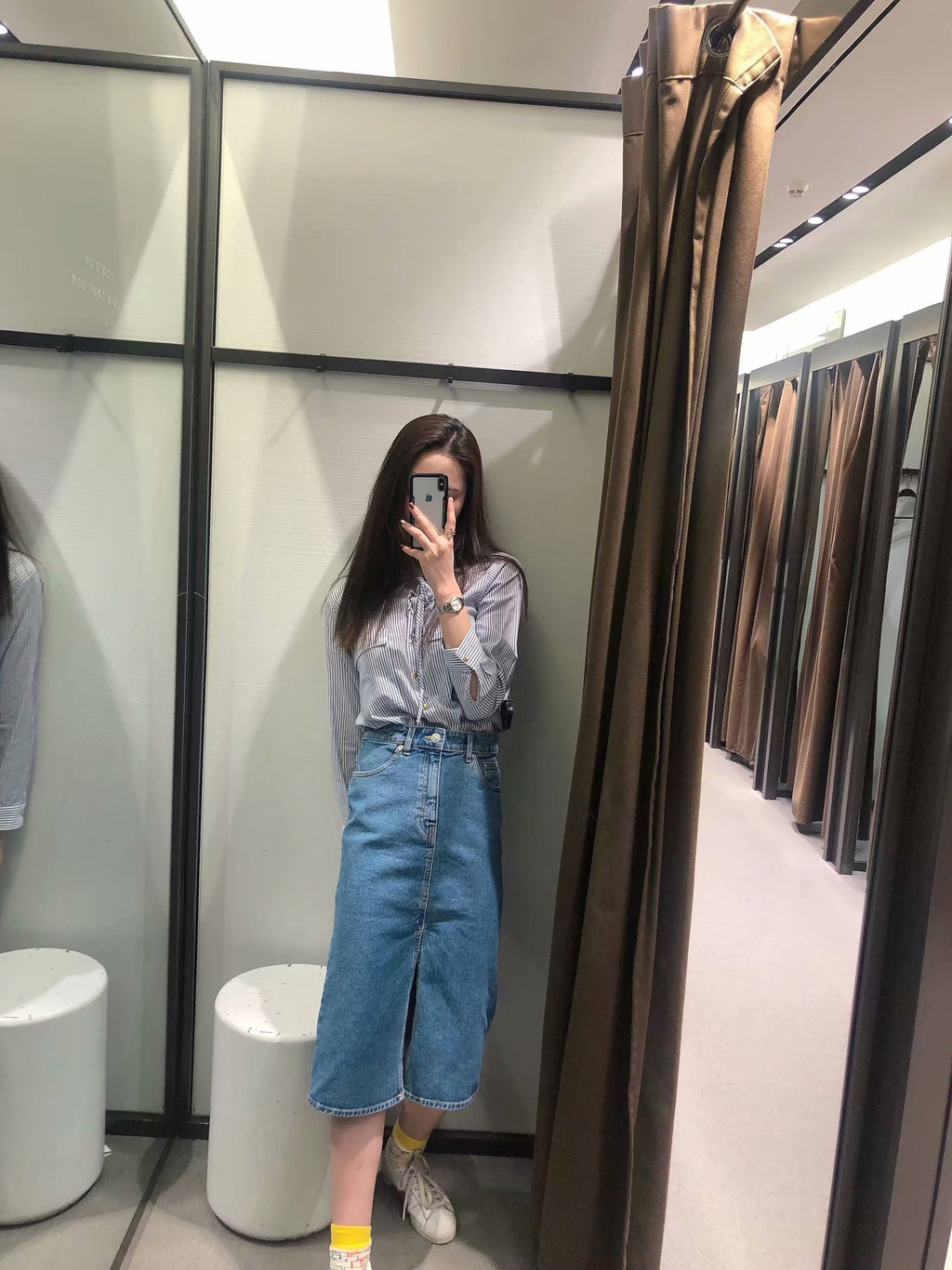 Chic Split Denim Midi Skirt