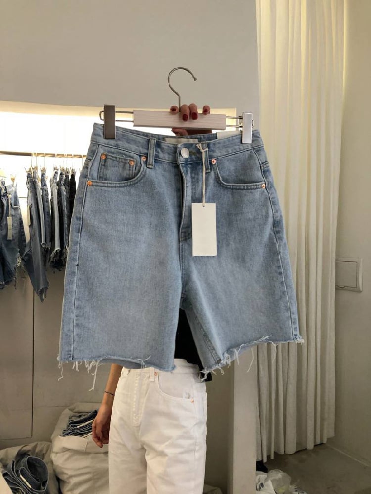 Loose Casual Five-Point Denim Shorts
