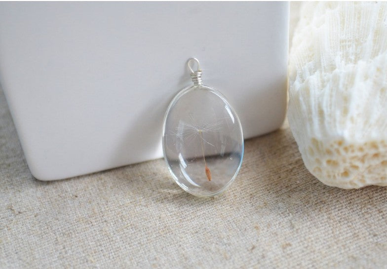 Bohemian Vintage Crystal Necklace with Dandelion Seeds